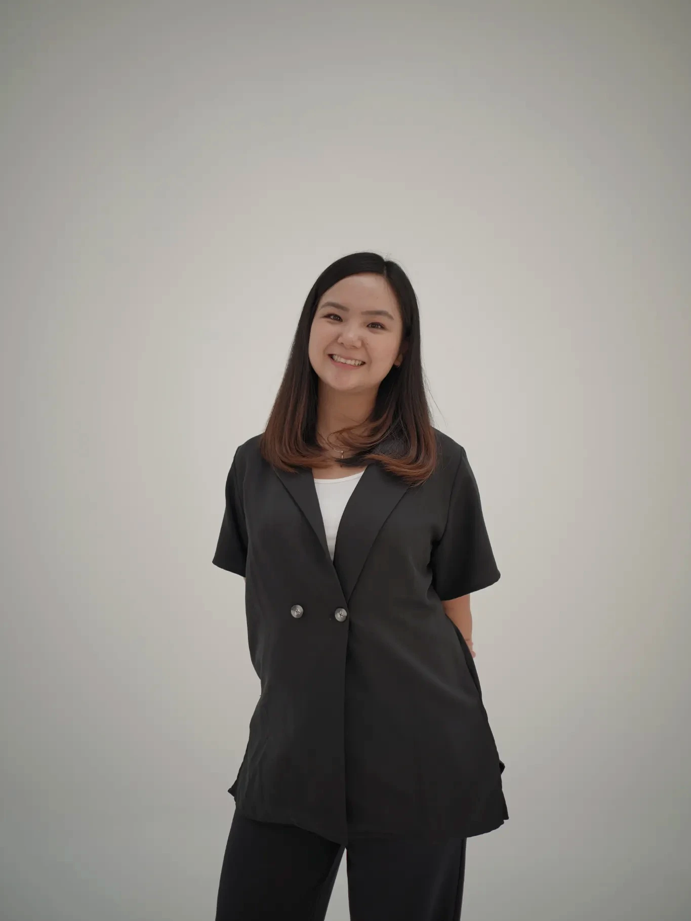 Confident woman representing the Magnet Jodoh transformation